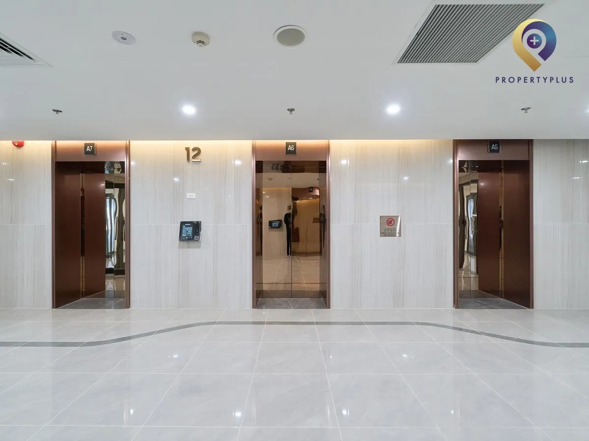 Elevator system at Rox-Tower Goldmark City